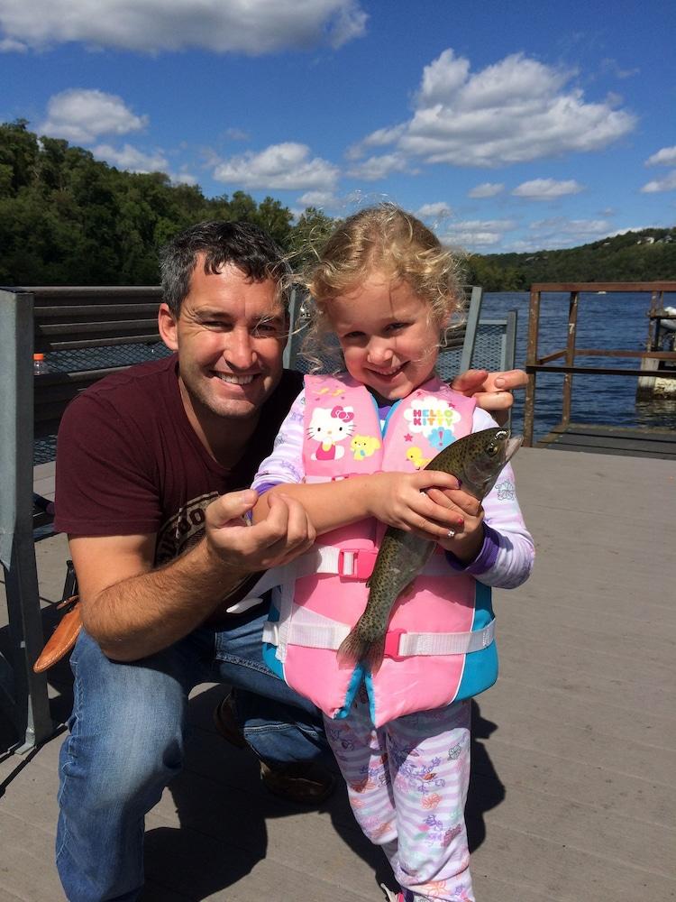 Taneycomo Lakefront Resort photo 23