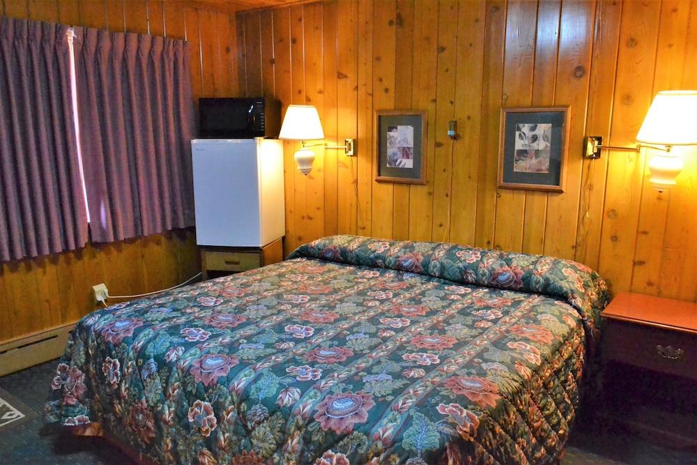 Innkeeper Motel photo 25