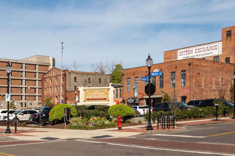 Kasa Southside Wilmington photo 42