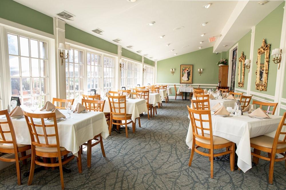 Plumsteadville Inn photo 23