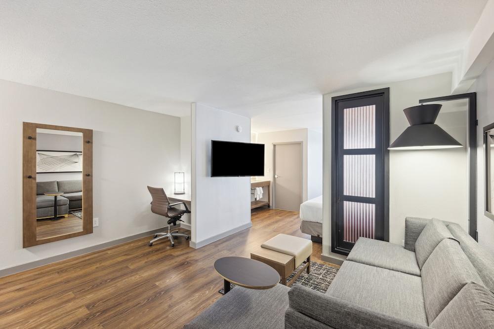 Hyatt Place San Antonio-Northwest/Medical Center photo 11