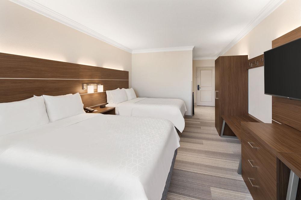 Holiday Inn Express & Suites Byron by IHG photo 28