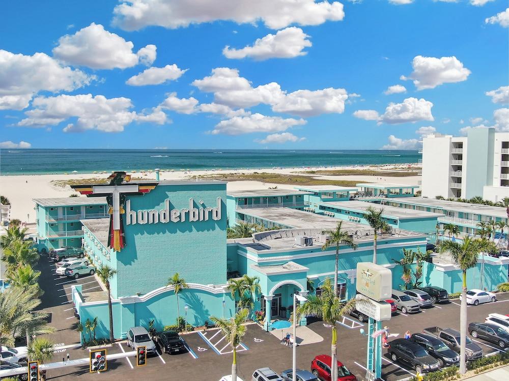 Thunderbird Beach Resort — hotel in Treasure Island