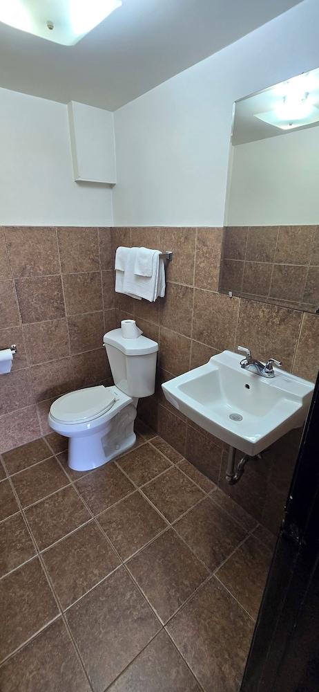 Royal Budget Inn photo 8