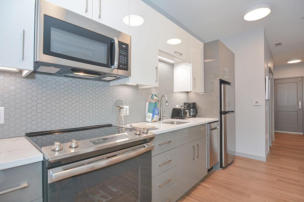Global Luxury Suites Downtown Providence photo 36