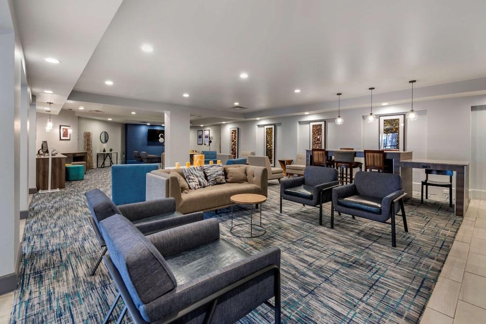 Best Western Premier Denver East photo 10