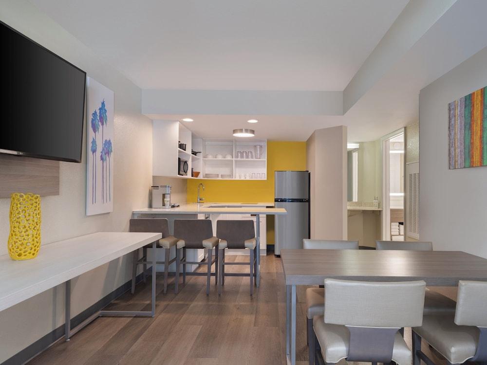 Holiday Inn Resort Orlando Suites - Waterpark by IHG photo 35