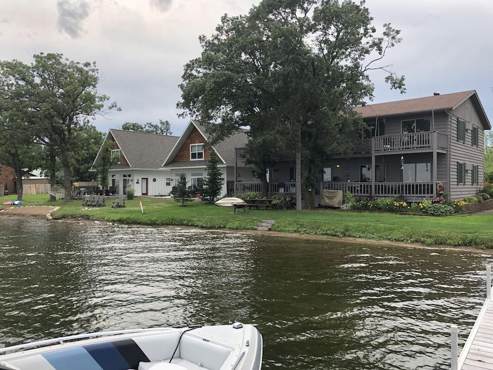 The Point - On Gull Lake photo 37