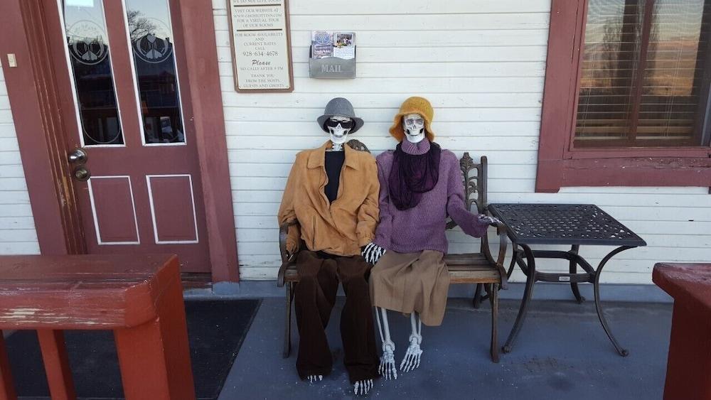 Ghost City Inn photo 38