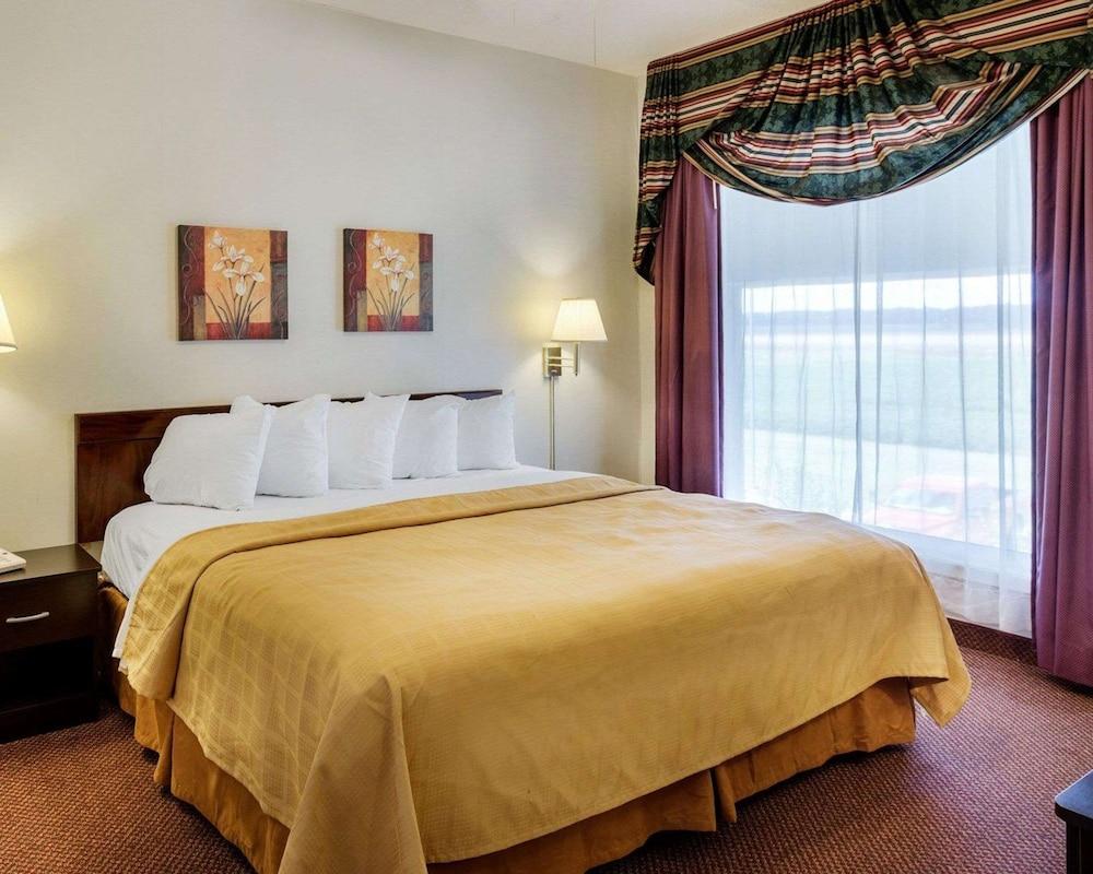 Quality Inn Robinsonville photo 13