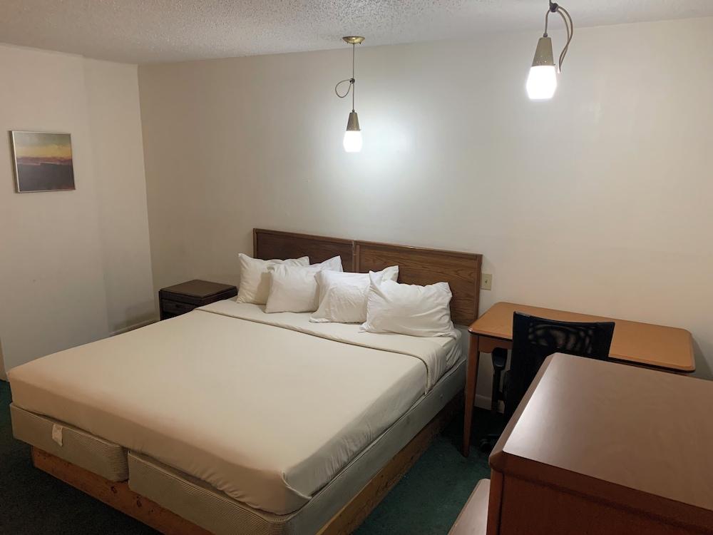 Sawmill Lodges Motel photo 22
