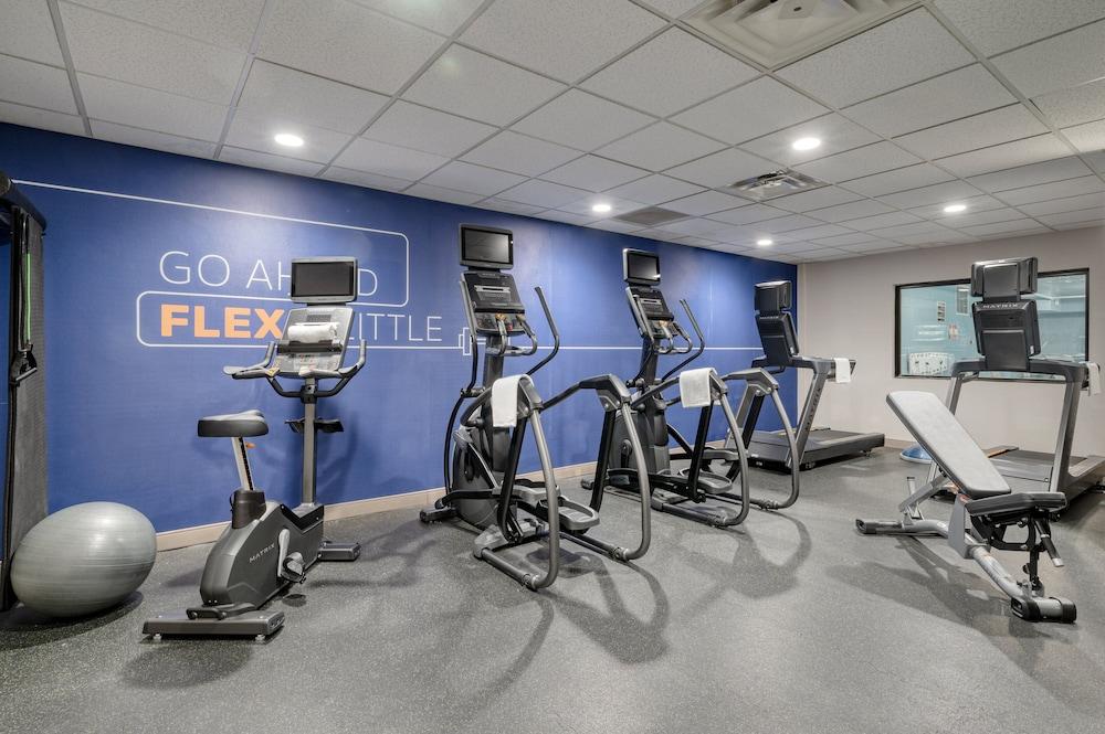 Holiday Inn Express & Suites Gahanna/Columbus Airport by IHG photo 18