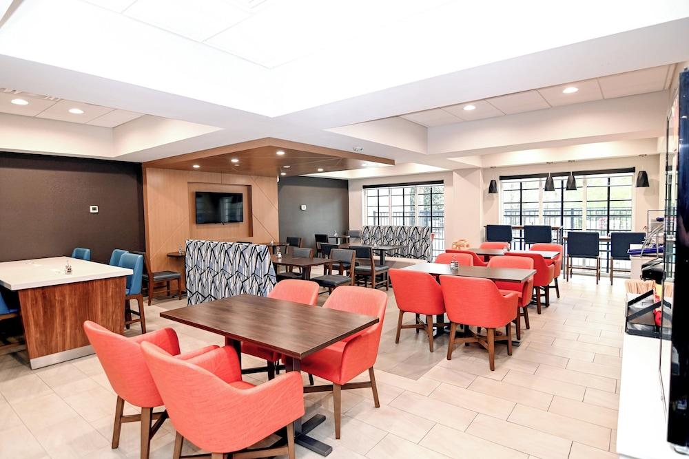 Holiday Inn Express & Suites Palm Coast I95 by IHG photo 30