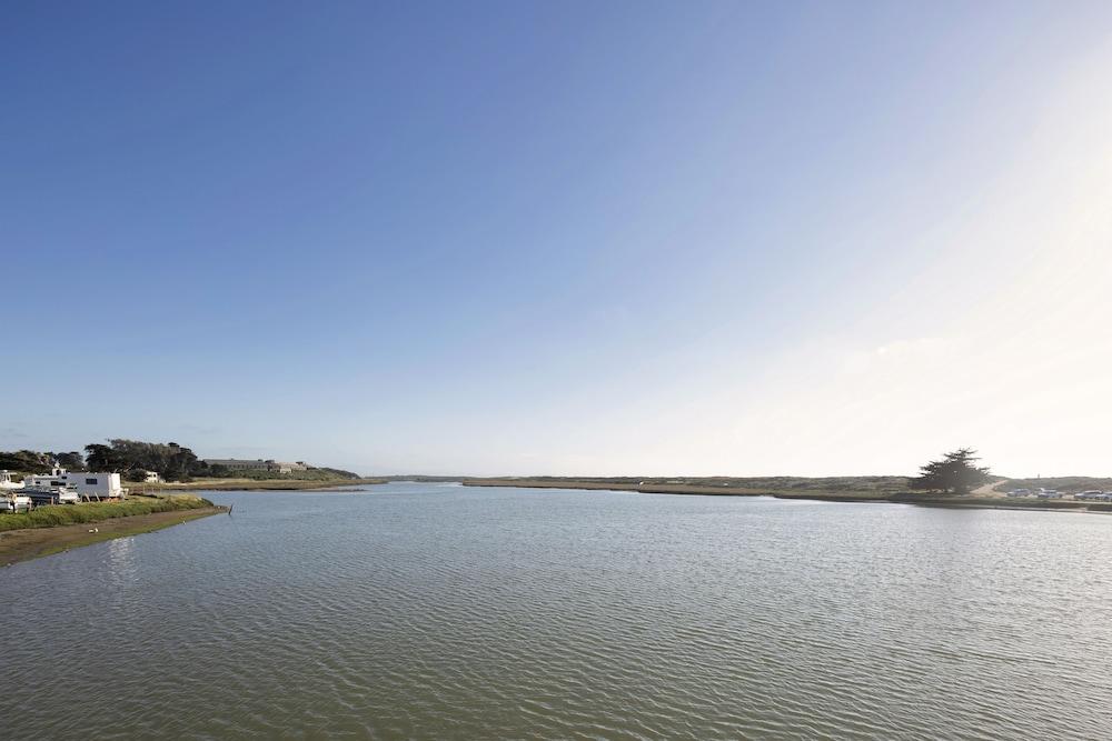 Inn At Moss Landing Point photo 62