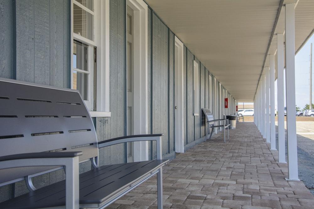 Tar Heel Motel photo 39