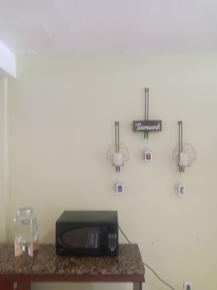 Tree Inn & Suites Albuquerque. photo 12