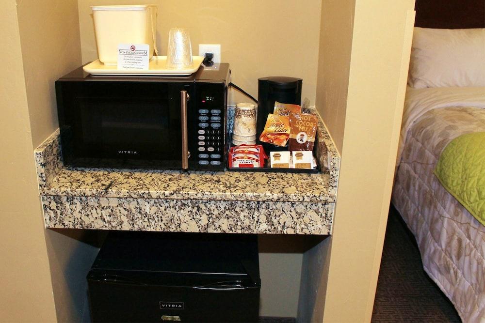 Heartland Inn and Suites photo 21