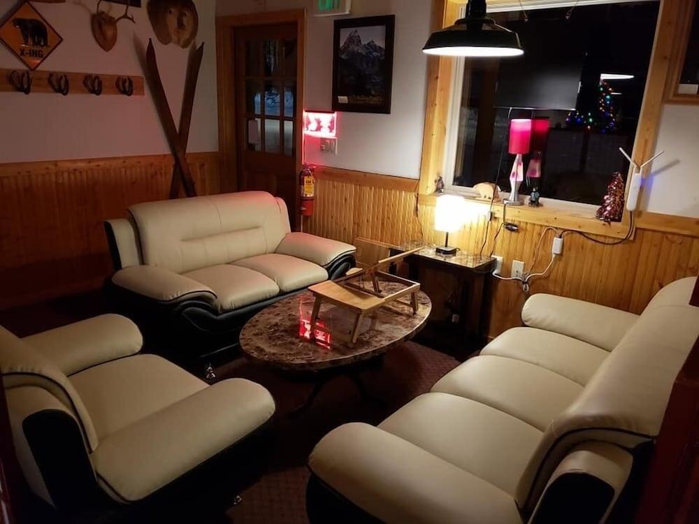 Lava Mountain Lodge photo 24