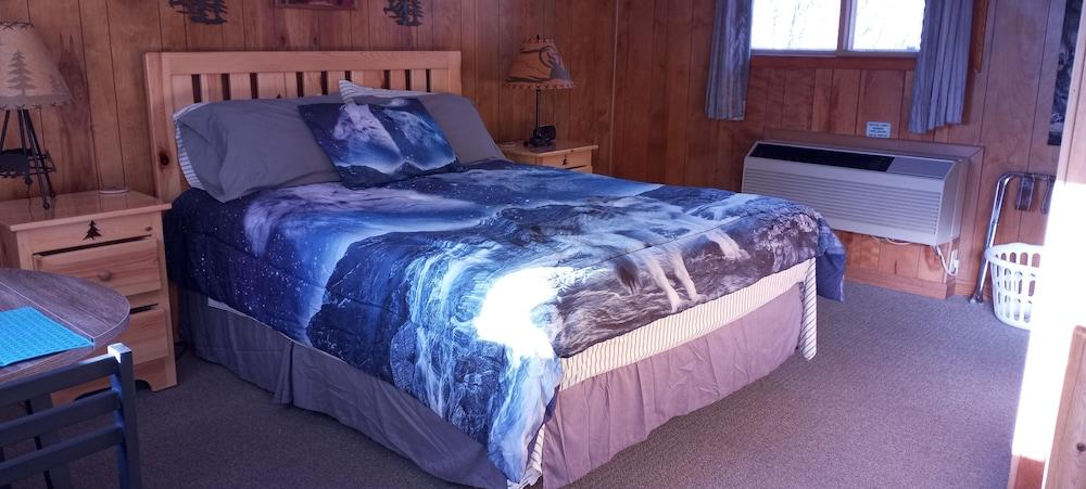 Sunshine Motel and Cabins photo 35