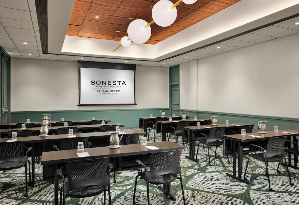 Sonesta Los Angeles Airport LAX photo 38