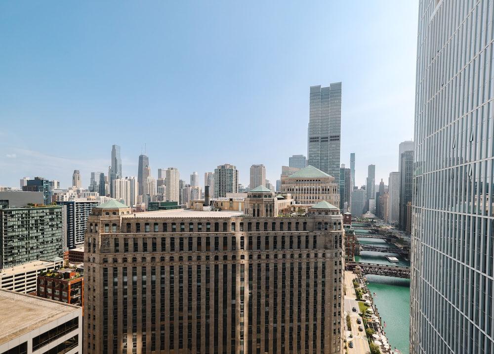 voco Chicago Downtown - Riverwalk by IHG photo 29