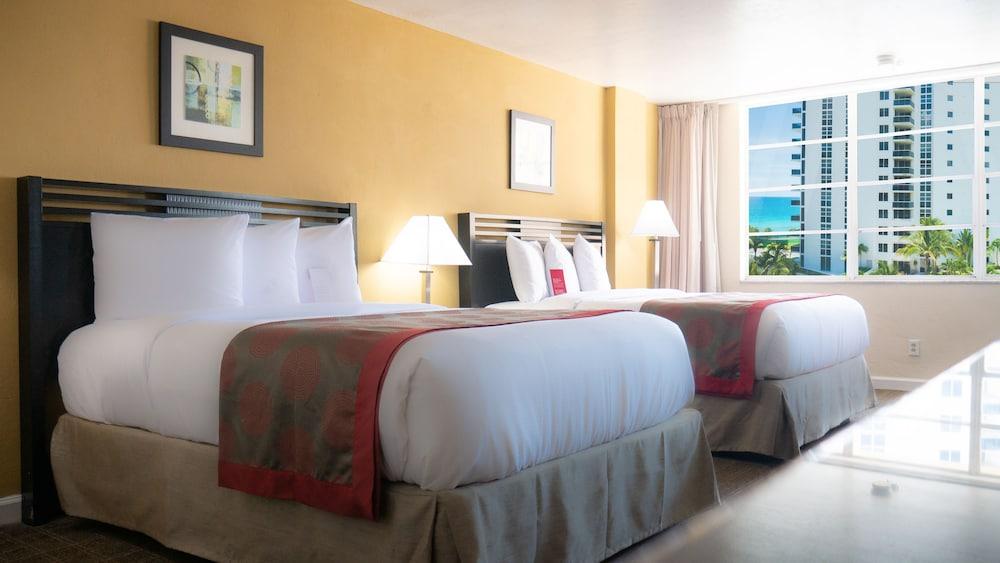 Ramada Plaza by Wyndham Marco Polo Beach Resort photo 28