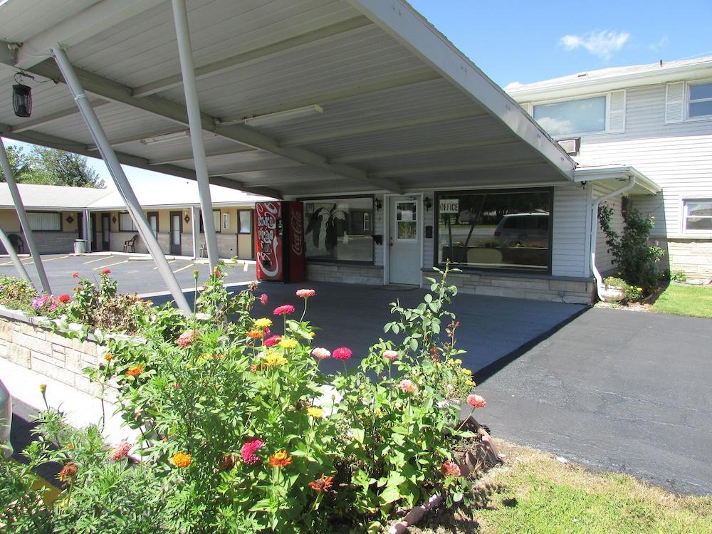 Gas Lite Motel photo 13