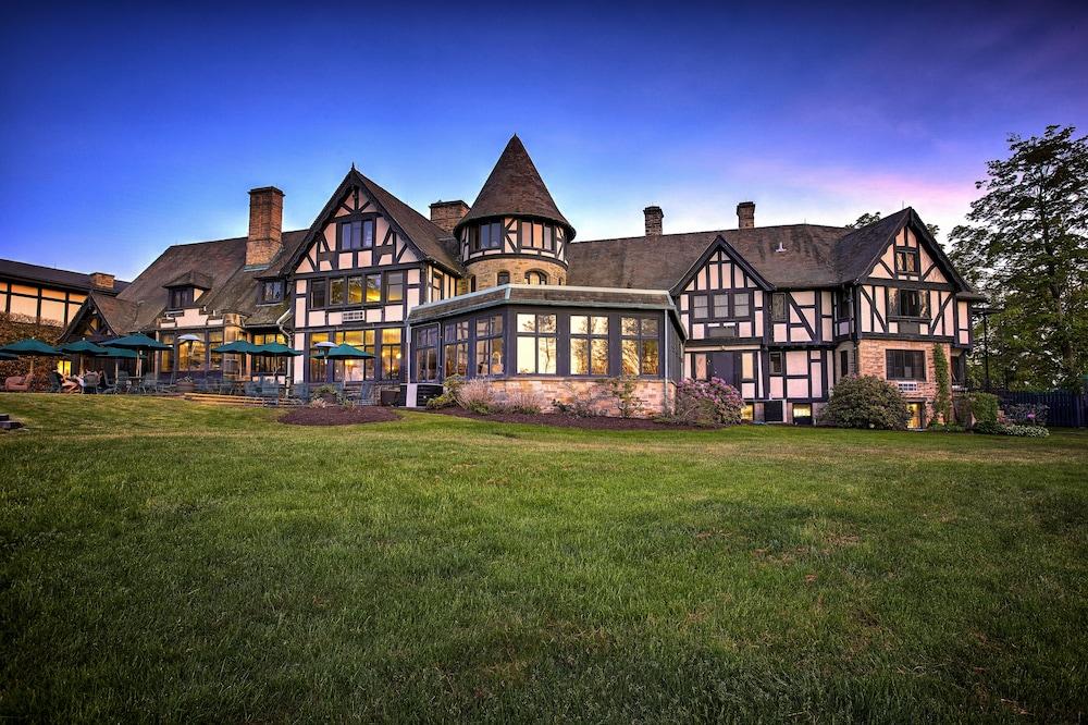 Punderson Manor Lodge and Conference Center photo 1
