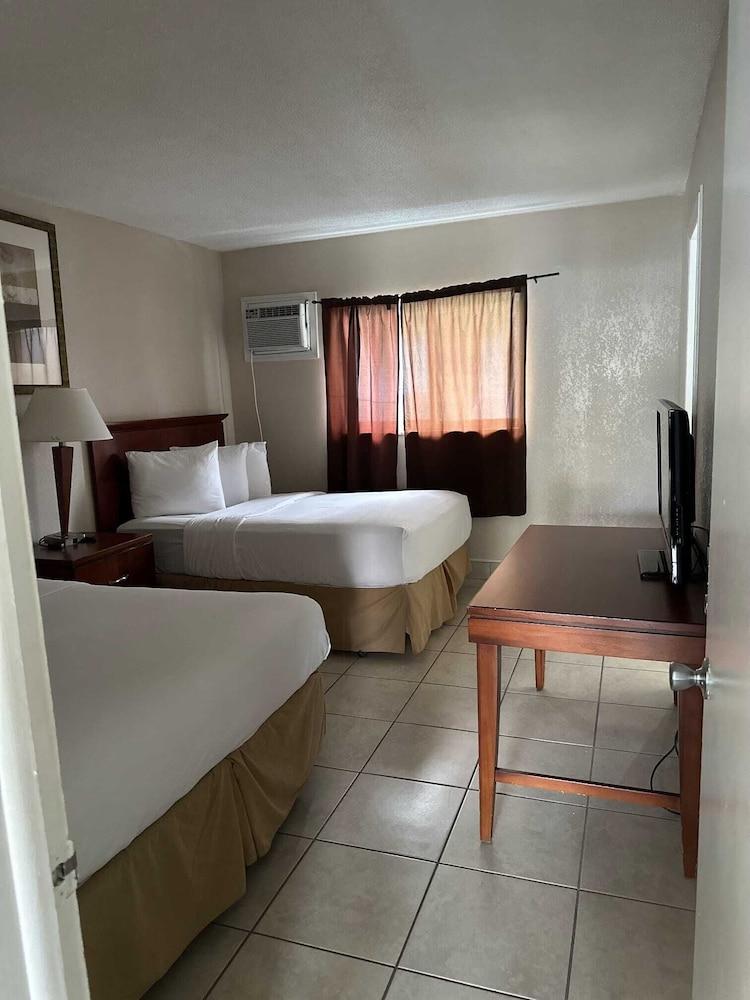 Clearwater Suites photo 18