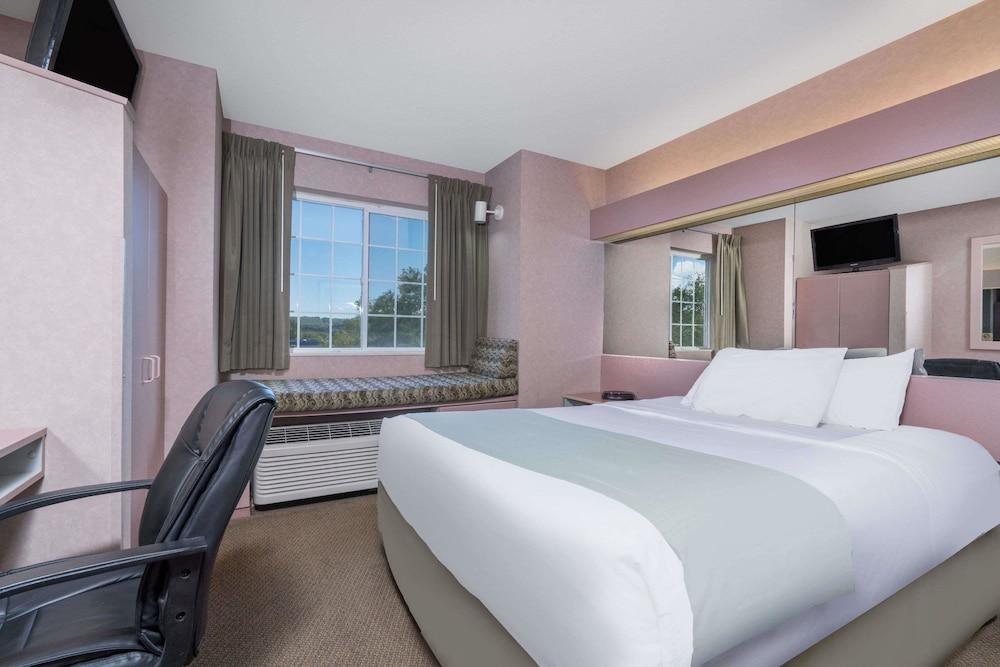 Microtel Inn by Wyndham Onalaska/La Crosse photo 4