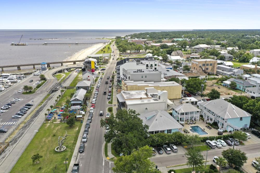 Bay Town Inn photo 30