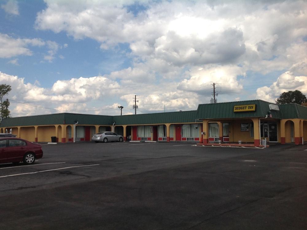 Budget Inn photo 7