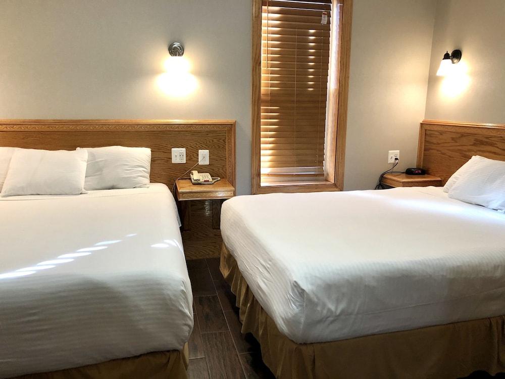 District Hotel photo 9