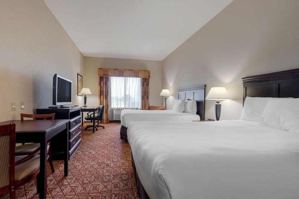Lake Texoma Inn and Suites to match IHG photo 31