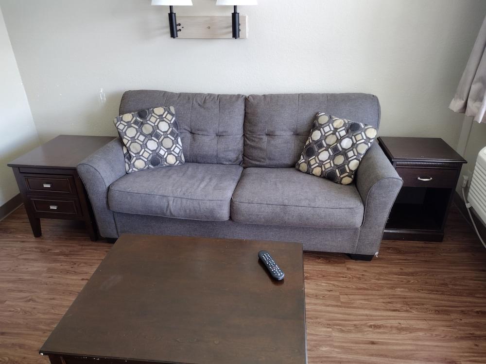Fairbridge Inn & Suites Richmond Hill photo 10