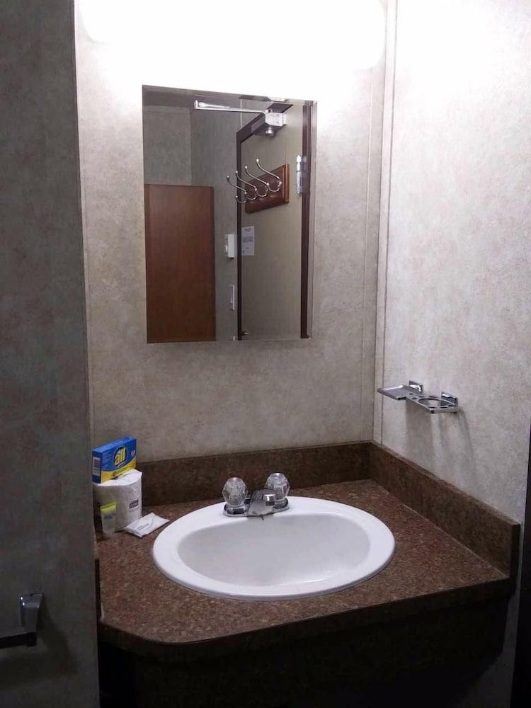 Target Hospitality - Jal Lodge photo 26