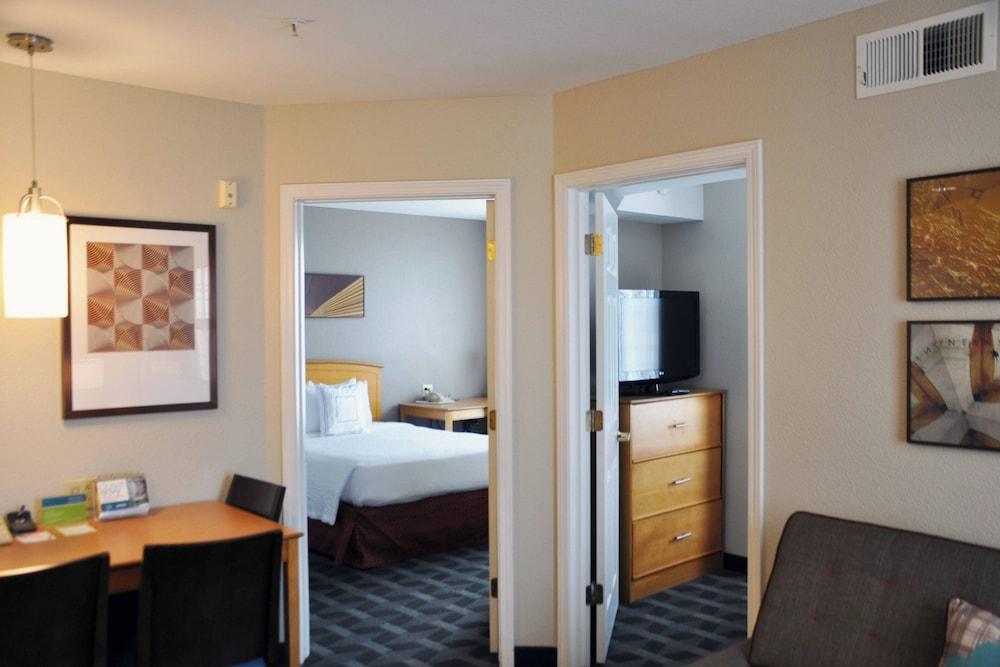 Towneplace Suites Abq Airport photo 8
