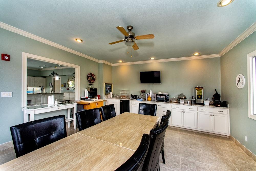 Ozarka Lodge photo 14
