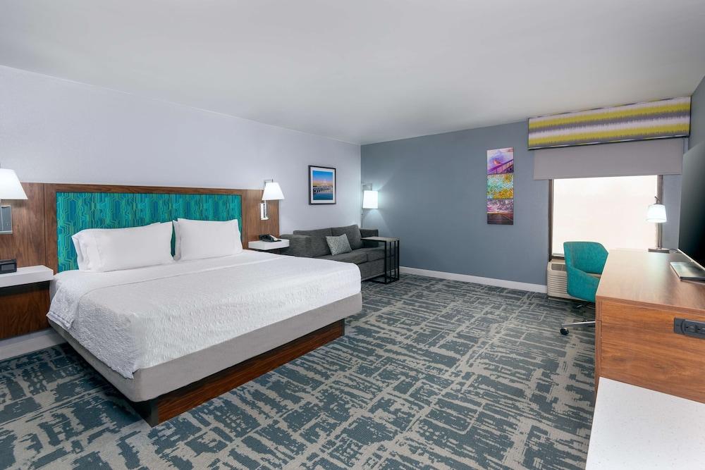 Hampton Inn Salisbury photo 6