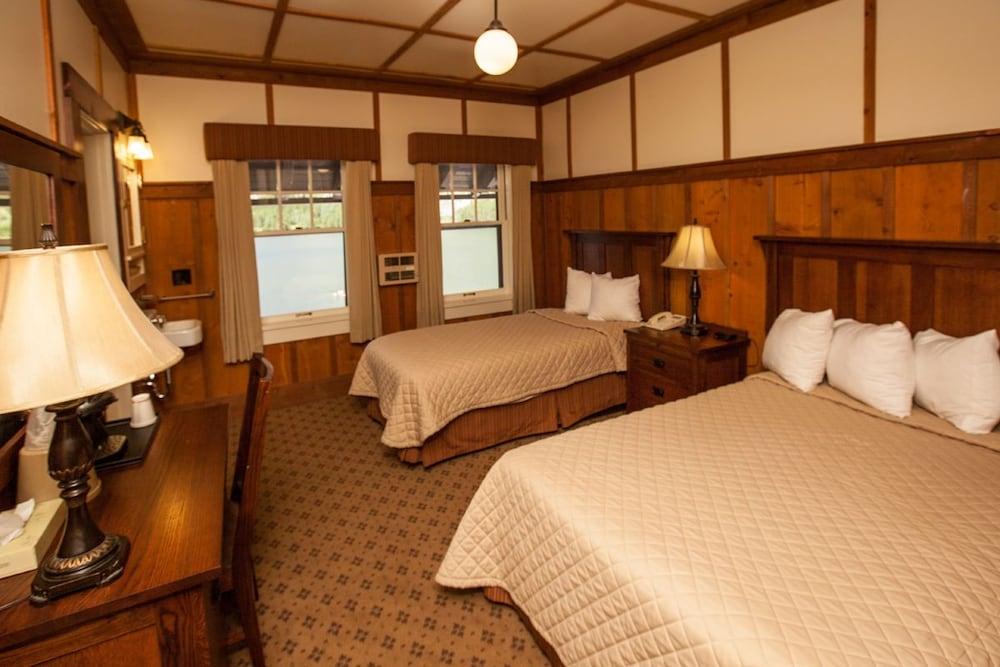 Many Glacier Hotel - Inside the Park photo 6