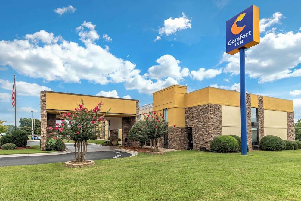 Comfort Inn Shelby photo 44