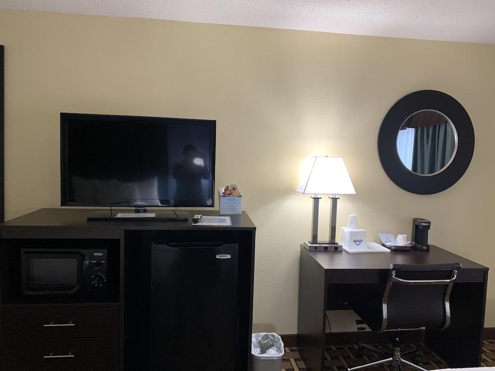 Days Inn by Wyndham Greenville South/Mauldin photo 6