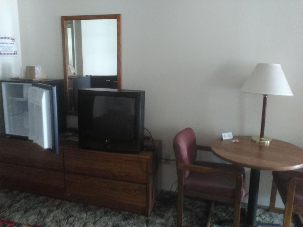 The Razorback Lodge photo 11
