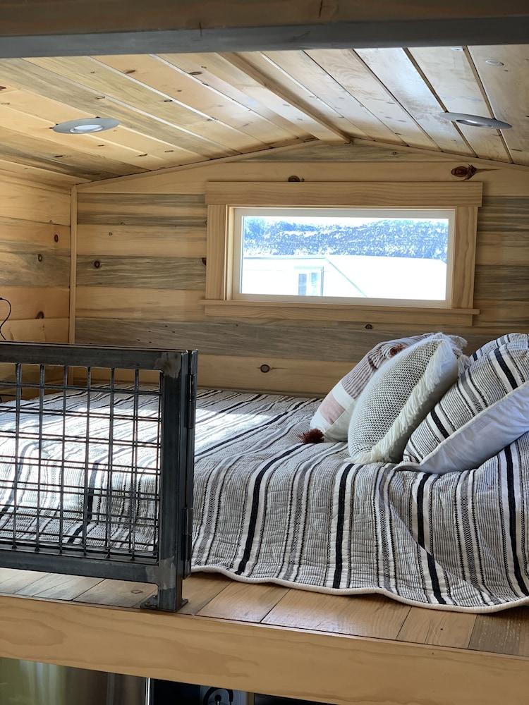 Trail and Hitch Tiny Home Hotel and RV photo 8