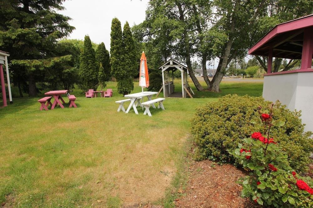 Mariner's Cove Inn photo 15