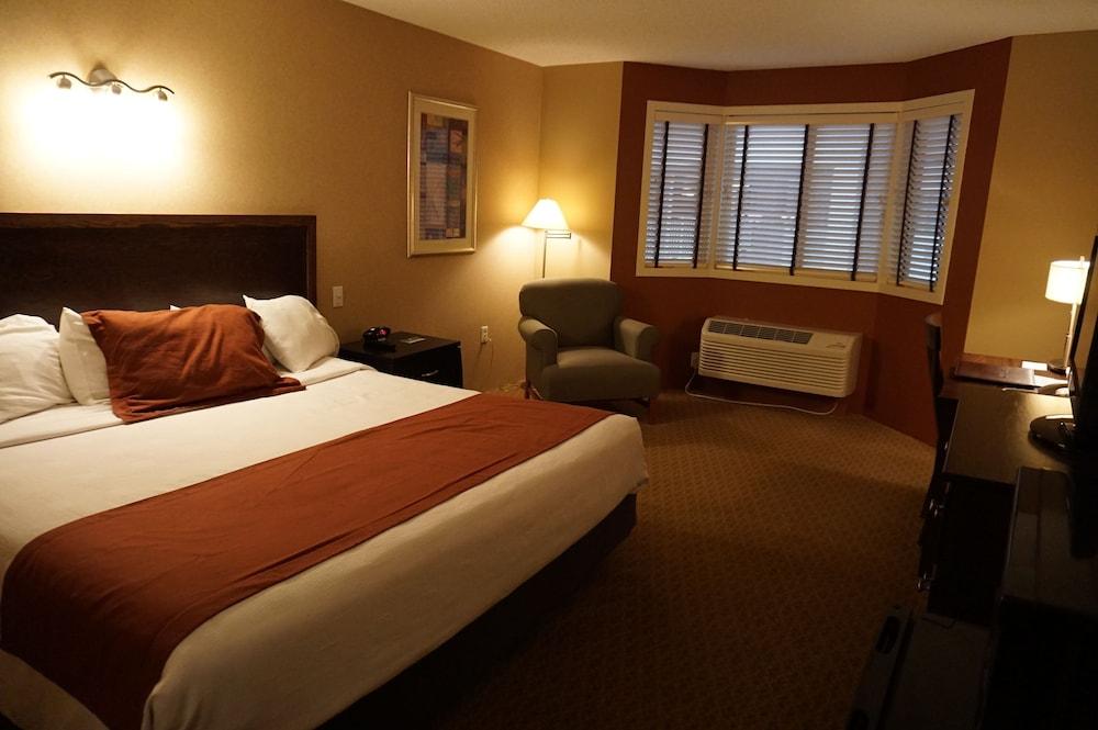 Findlay Inn and Conference Center photo 19