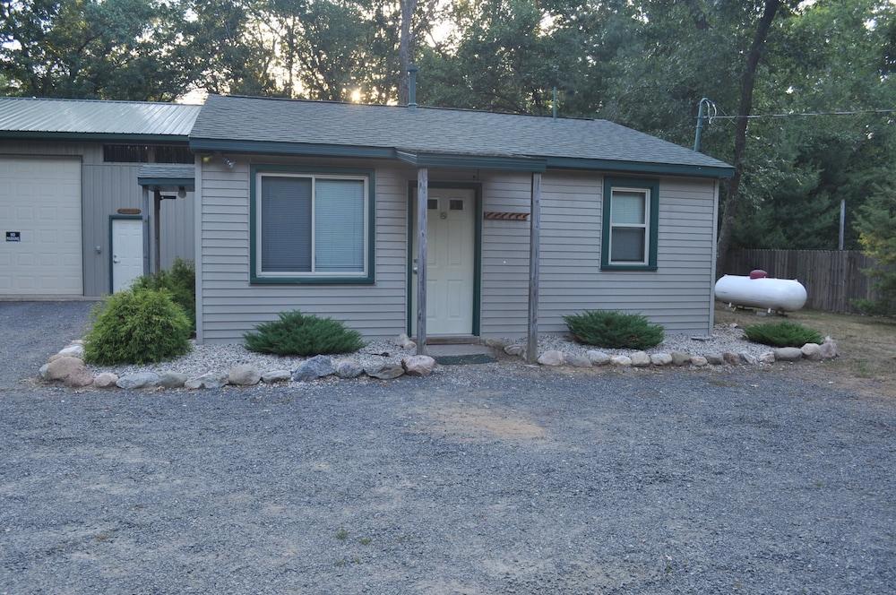 Red Moose Lodge photo 33