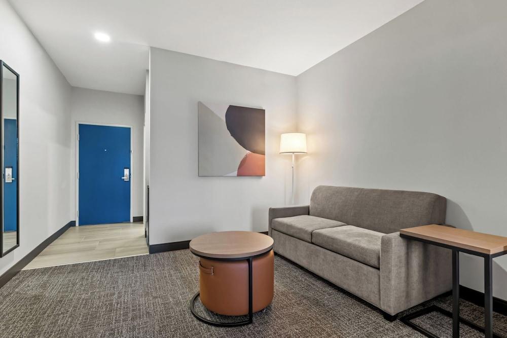 Spark by Hilton Catoosa photo 18
