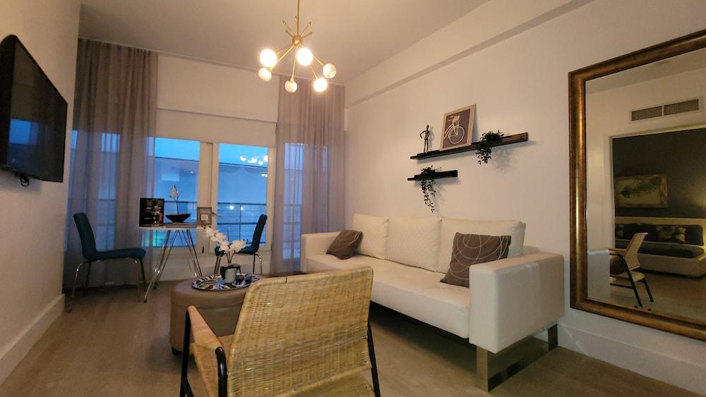 Strand Ocean Drive Suites photo 41