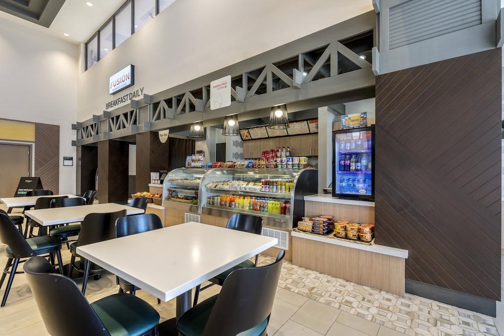 Holiday Inn Orlando International Dr-ICON by IHG photo 51